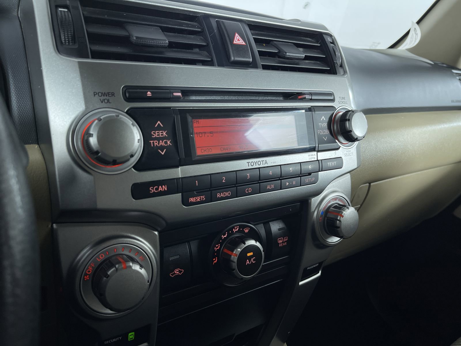 Used 2010 Toyota 4Runner SR5 AWD/4WD image 18