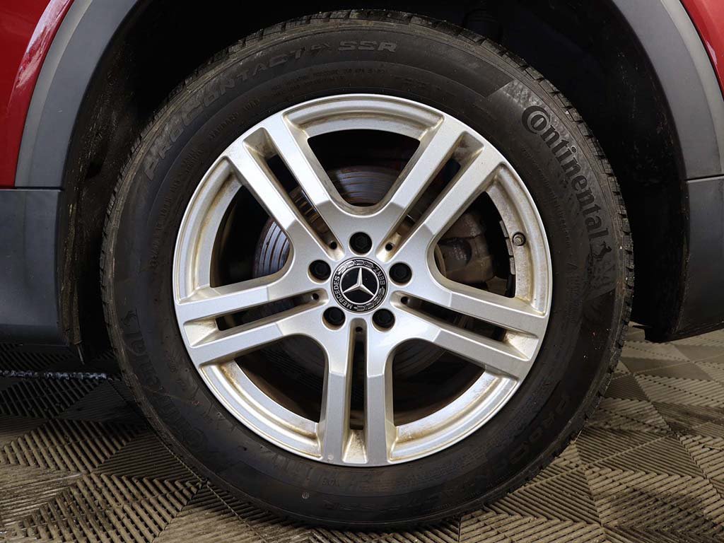 Used 2022 Mercedes-Benz GLB 250 4MATIC image 17