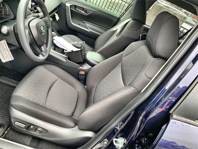 New 2025 Toyota RAV4 XLE image 18