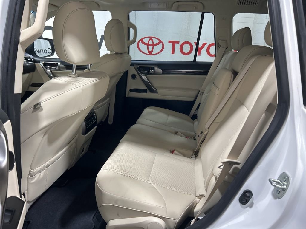 Used 2023 Lexus GX 460 Premium w/ Premium Plus Package image 25