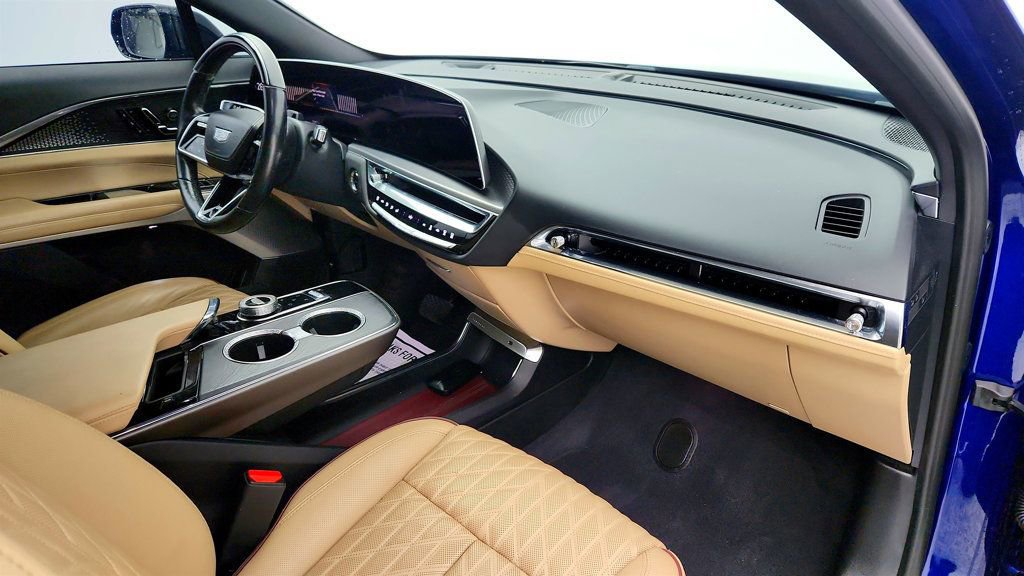 Used 2024 Cadillac Lyriq Sport w/ Nappa Leather Package image 25