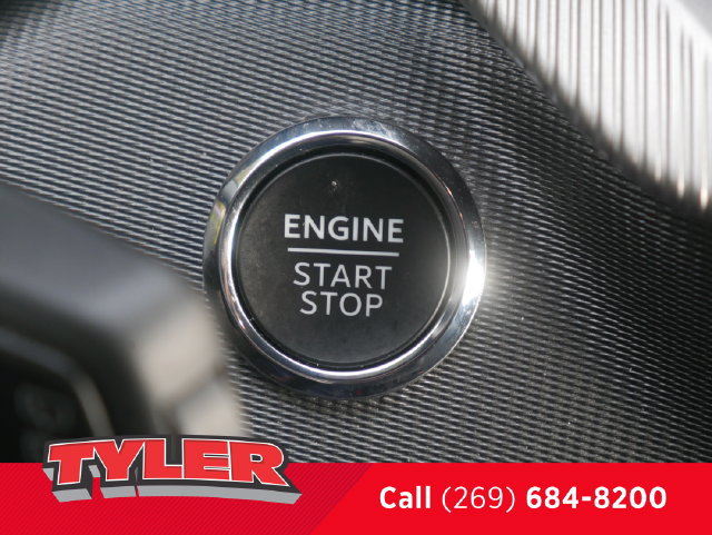 Used 2025 Ford Explorer ST AWD/4WD image 29
