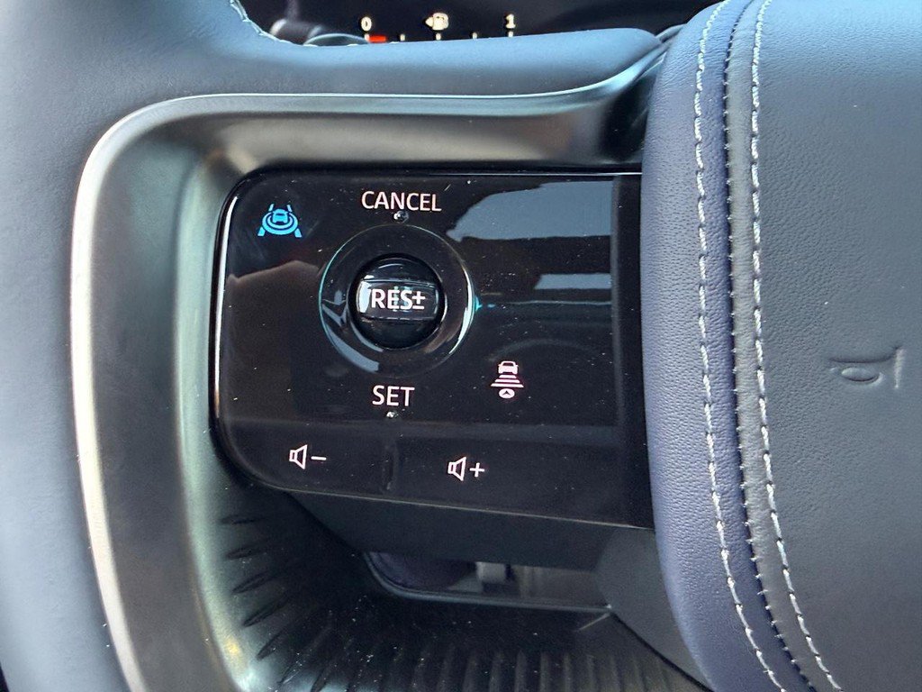 New 2027 INFINITI QX80 Sensory AWD/4WD image 15