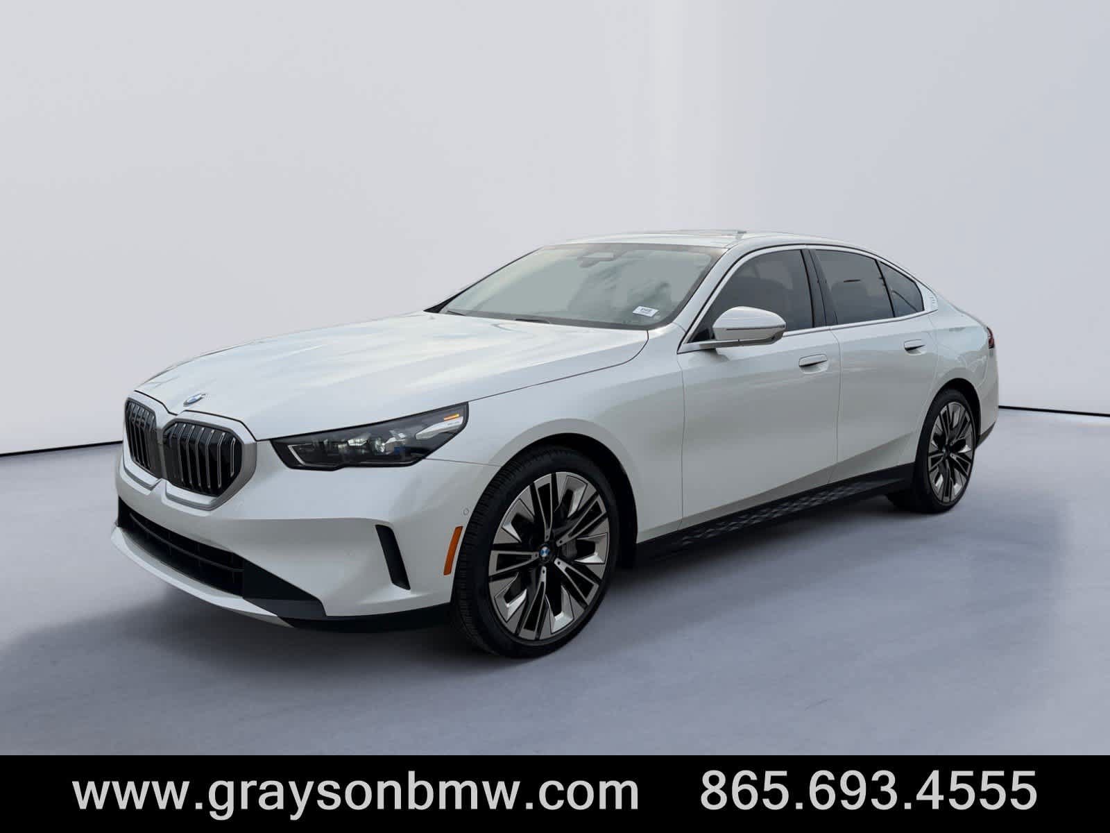 Used 2026 BMW 540i xDrive AWD/4WD image 7
