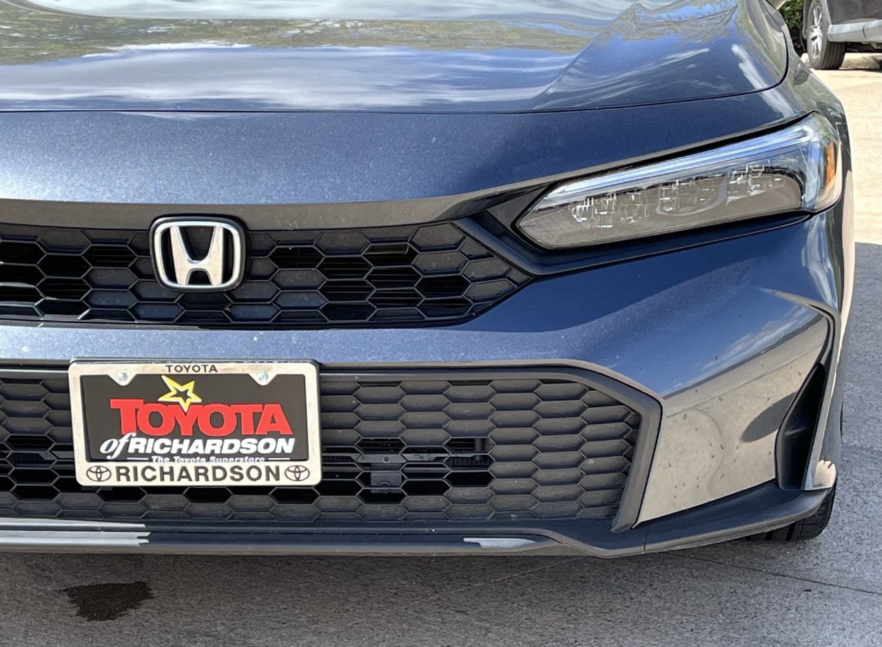 Used 2025 Honda Civic Sport image 8