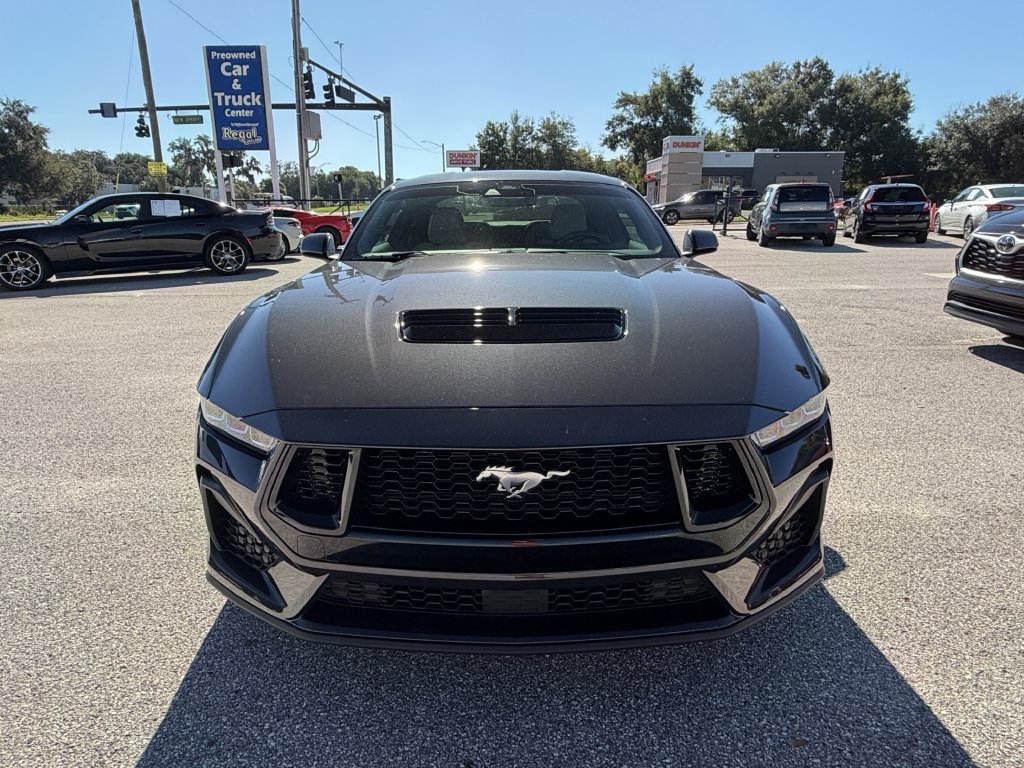 Used 2024 Ford Mustang GT Premium RWD image 3
