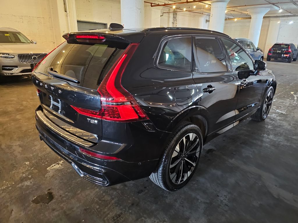 Certified 2026 Volvo XC60 T8 Plus w/ Protection Package Premier AWD/4WD image 5