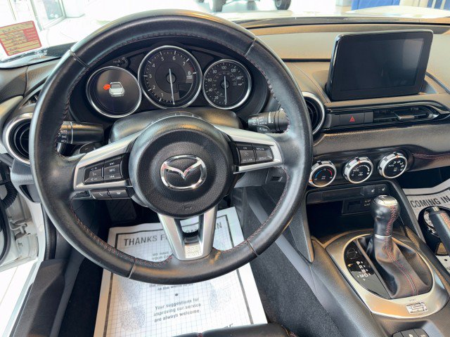 Used 2019 MAZDA MX-5 Miata Grand Touring RWD image 15