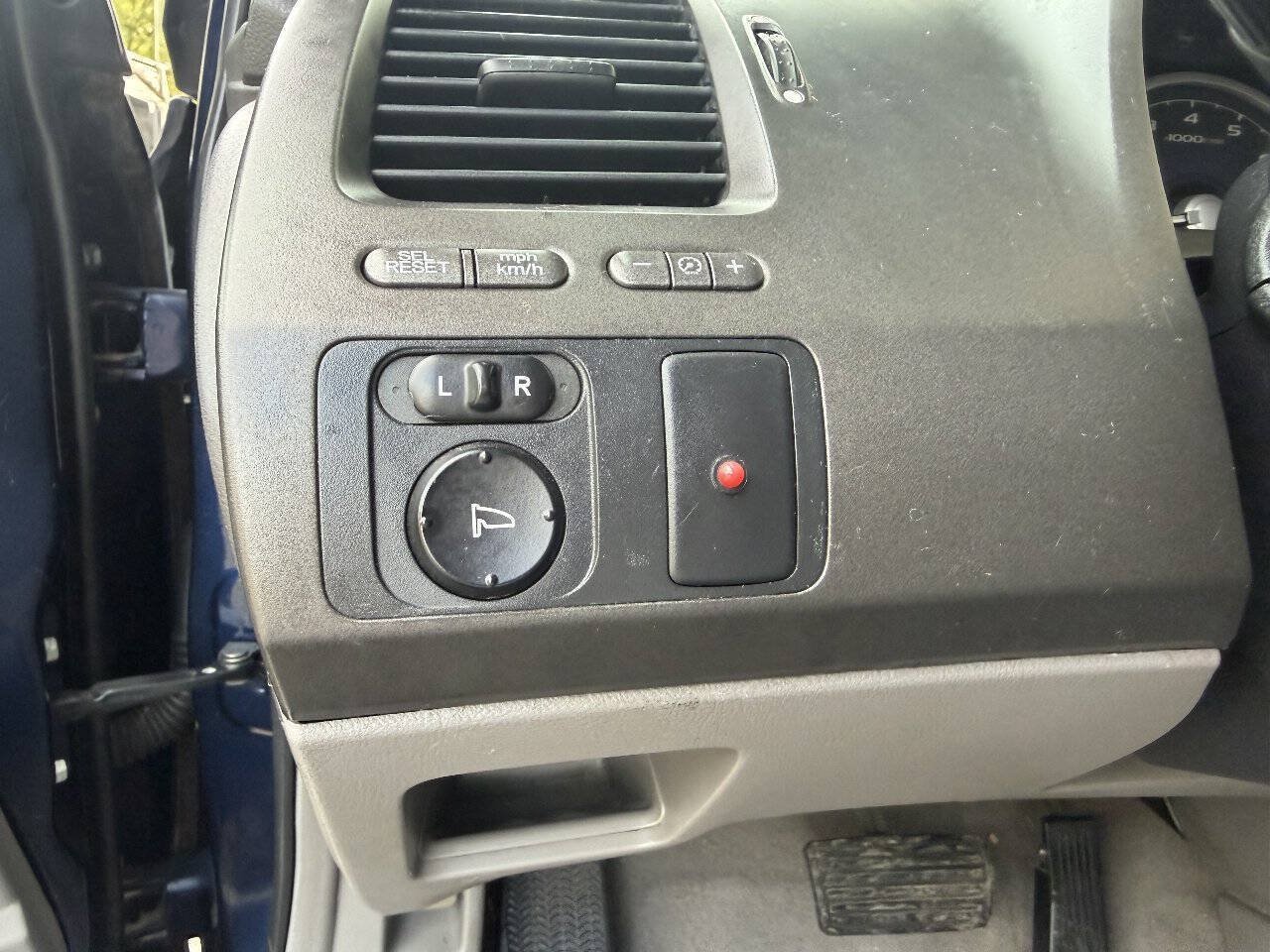 Used 2007 Honda Civic LX image 18