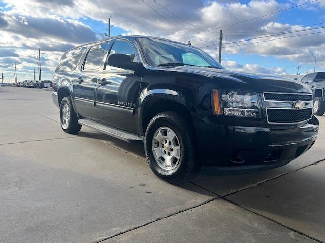 Used 2010 Chevrolet Suburban LS image 5