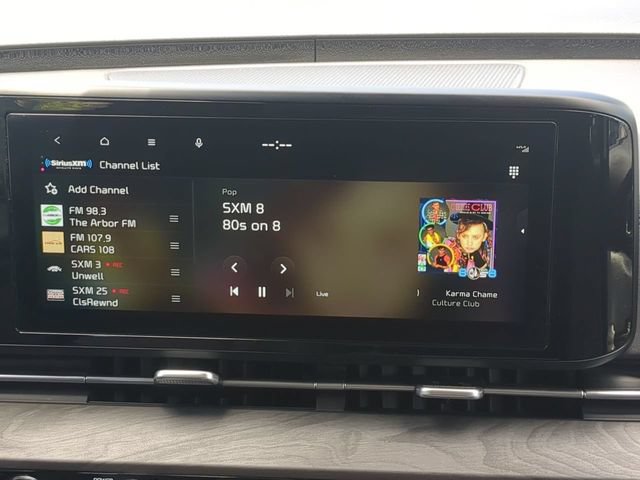 Used 2024 Kia Carnival EX FWD image 21