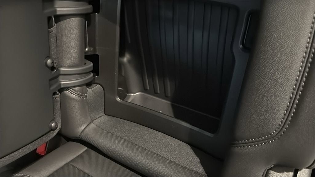 New 2026 GMC Sierra 1500 SLT AWD/4WD image 19