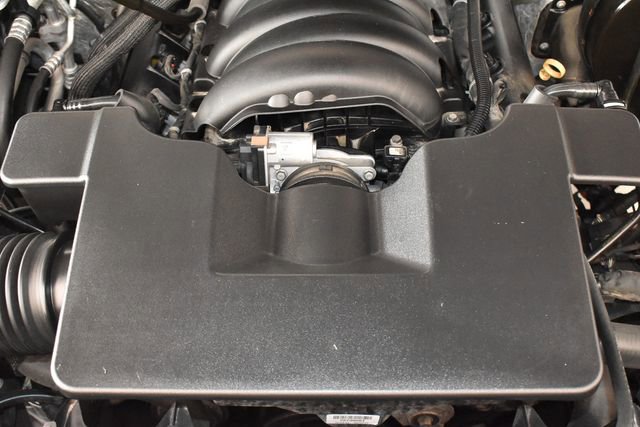 Used 2018 Chevrolet Tahoe LT w/ Luxury Package AWD/4WD image 4