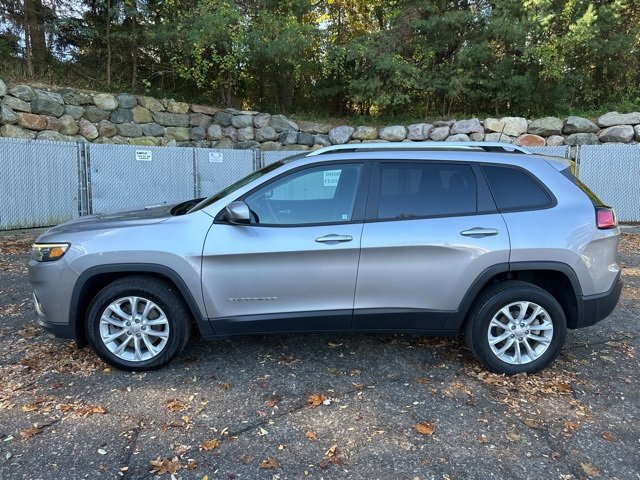 Used 2021 Jeep Cherokee Latitude image 2