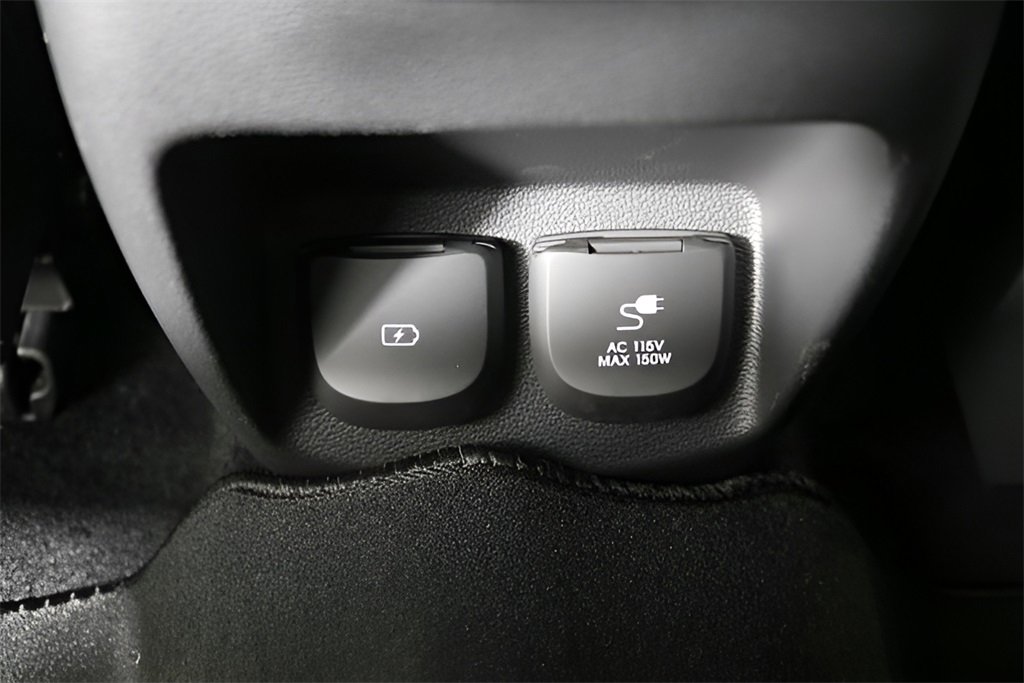 Used 2023 Genesis GV80 2.5T w/ Prestige Package image 10