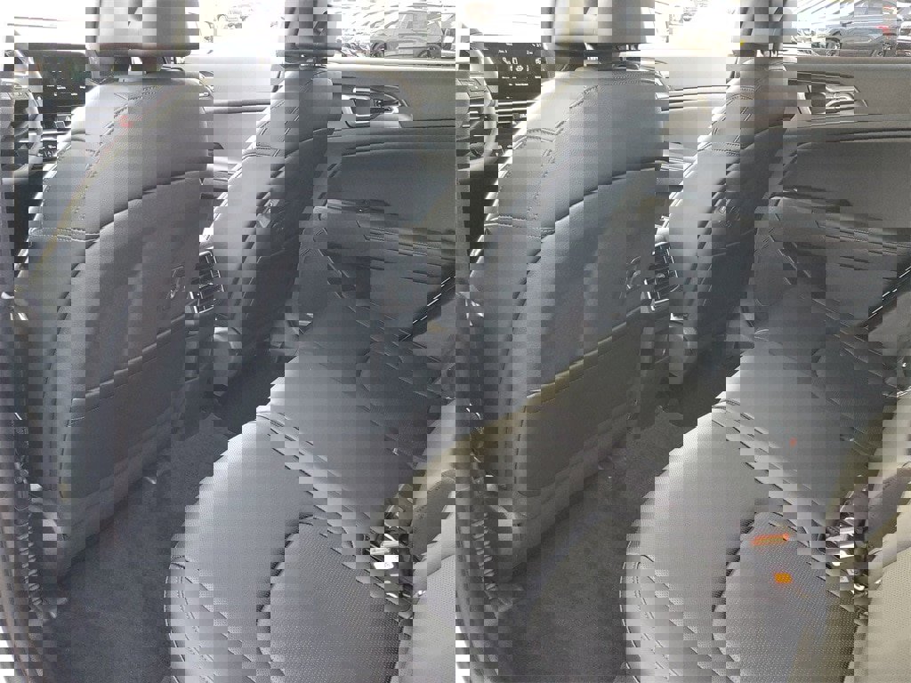 New 2026 Kia Sportage EX image 22