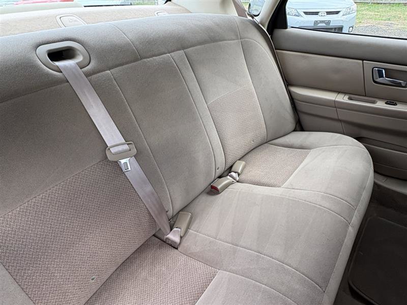 Used 2003 Ford Taurus LX image 16
