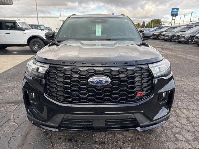 New 2026 Ford Explorer ST w/ Sun And Sound Package image 11