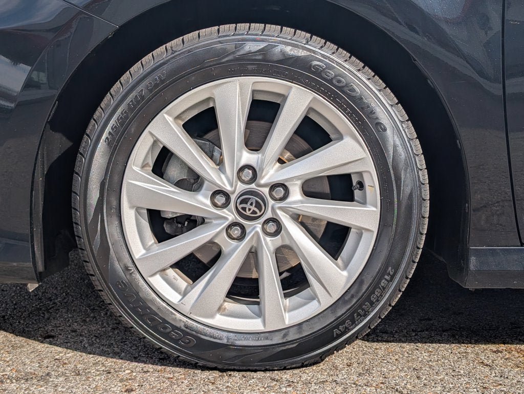 Certified 2022 Toyota Camry LE w/ Convenience Package FWD image 33