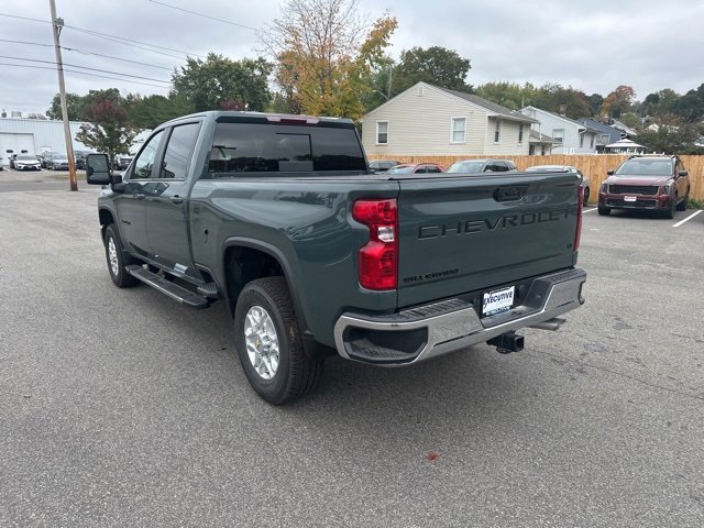 New 2026 Chevrolet Silverado 3500 LT image 3