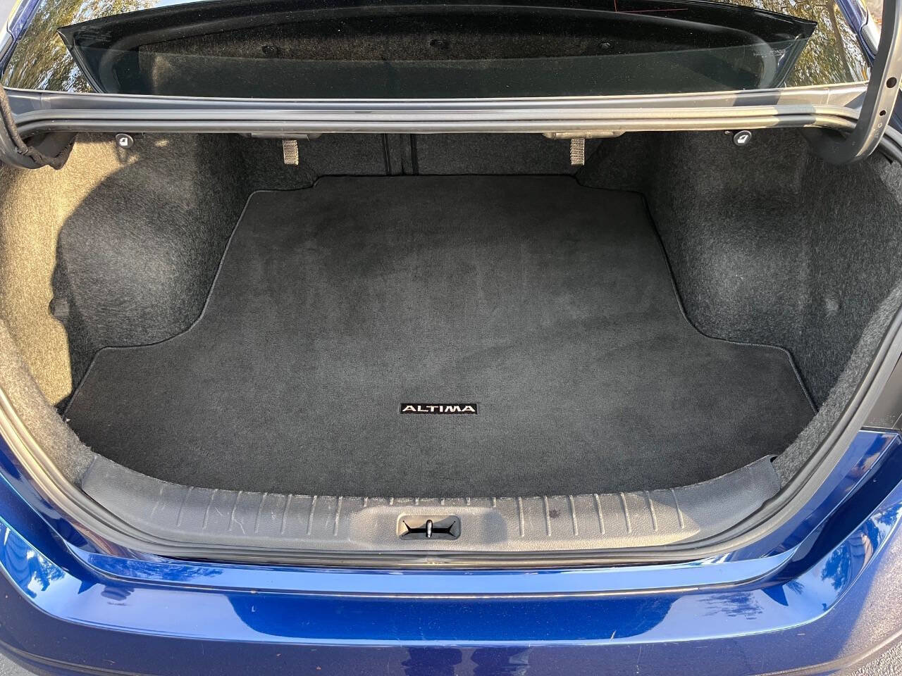 Used 2019 Nissan Altima 2.5 SR image 35