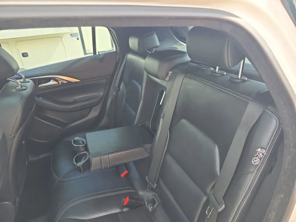 Used 2017 INFINITI QX30 Premium w/ Technology Package image 45