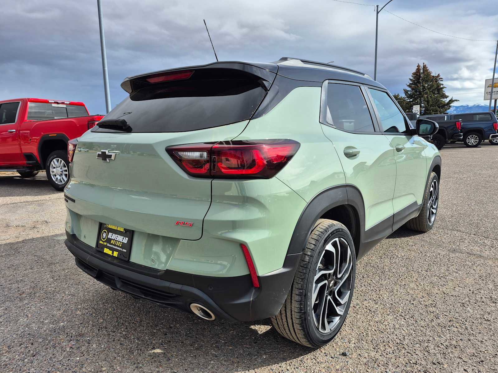 Used 2024 Chevrolet TrailBlazer RS w/ Driver Confidence Package image 4