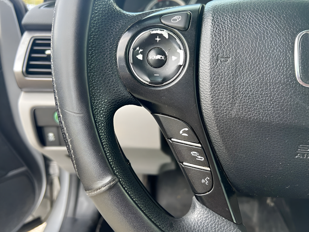 Used 2013 Honda Accord LX image 19