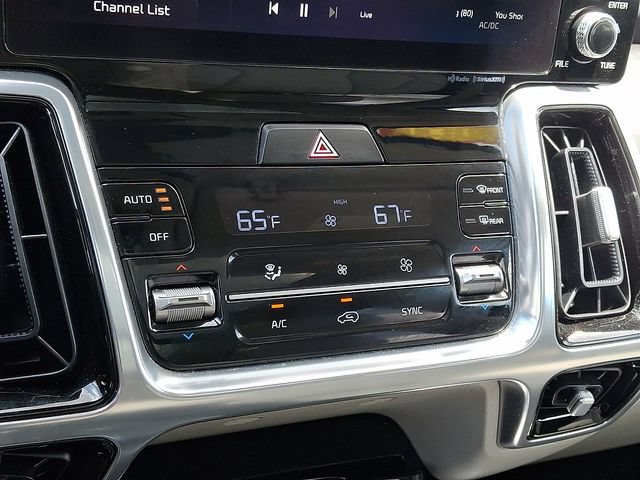 Certified 2023 Kia Sorento SX FWD image 18