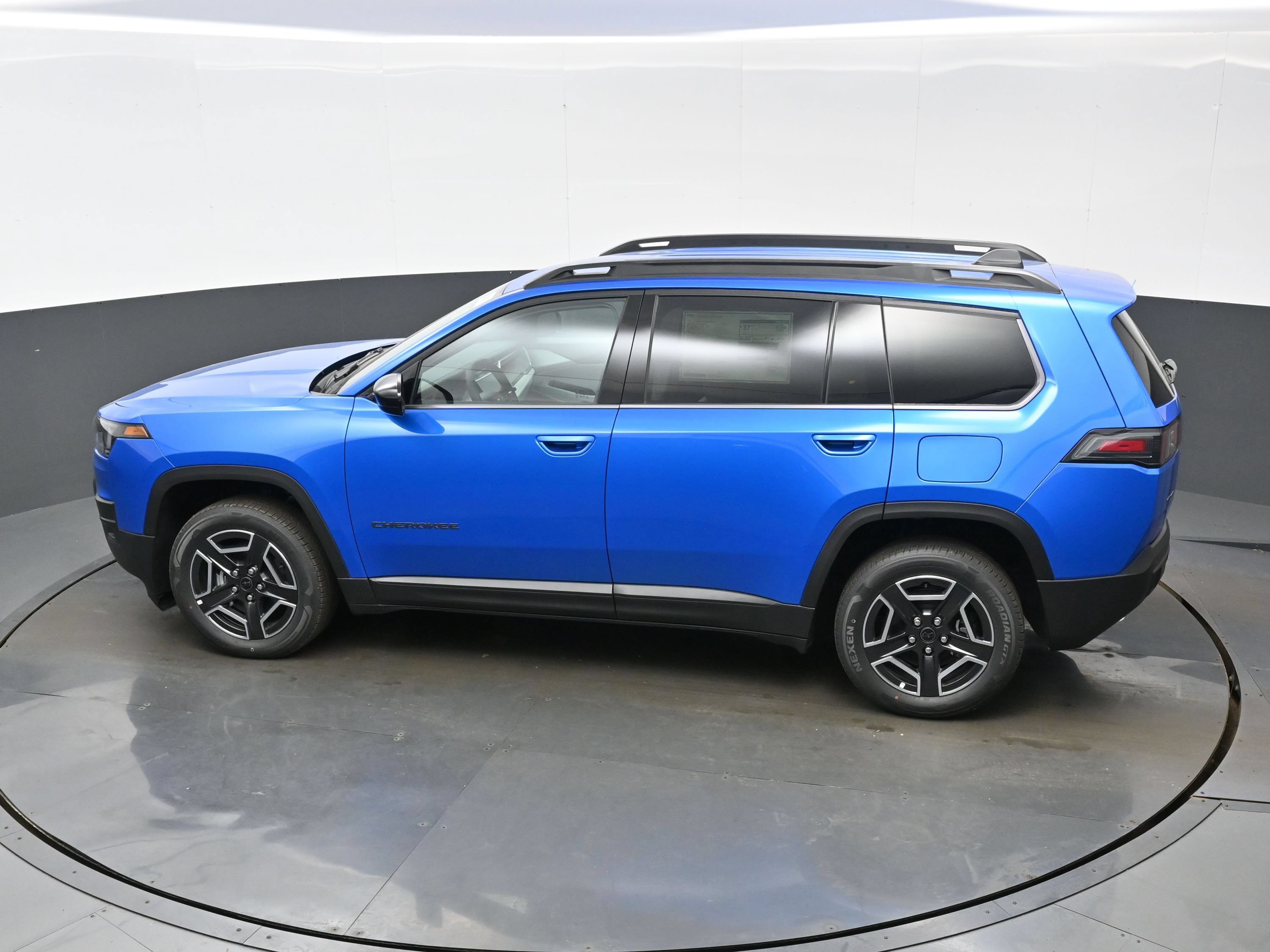 New 2026 Jeep Cherokee Laredo AWD/4WD image 22