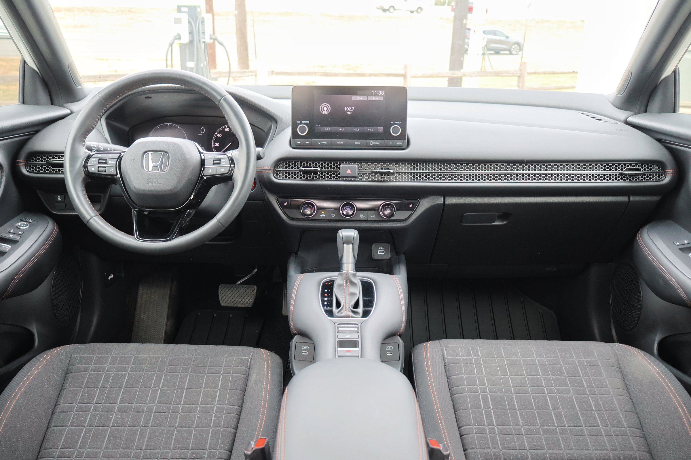 Used 2024 Honda HR-V Sport image 25