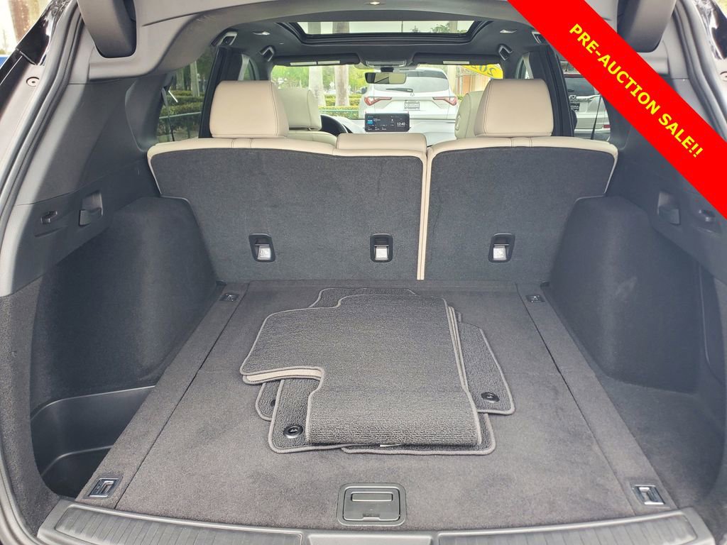Used 2025 Acura RDX SH-AWD image 8