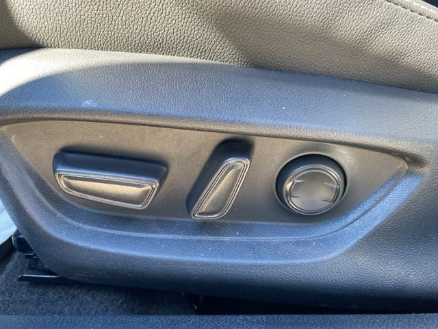 Certified 2025 Toyota Camry SE image 15