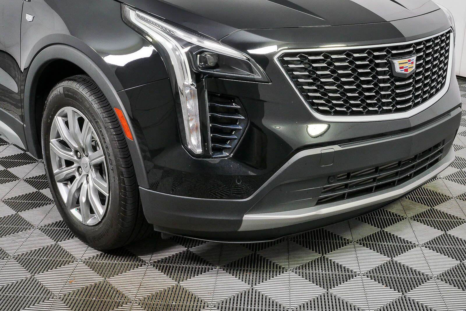 Certified 2023 Cadillac XT4 Premium Luxury w/ Cold Weather Package AWD/4WD image 38