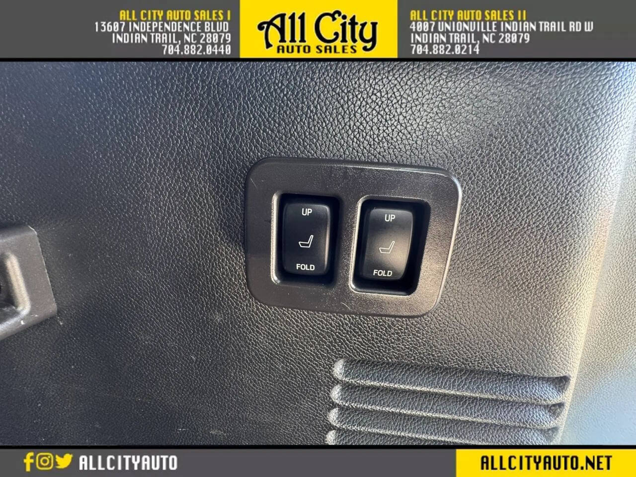 Used 2014 Ford Expedition EL Limited w/ Equipment Group 301A RWD image 23