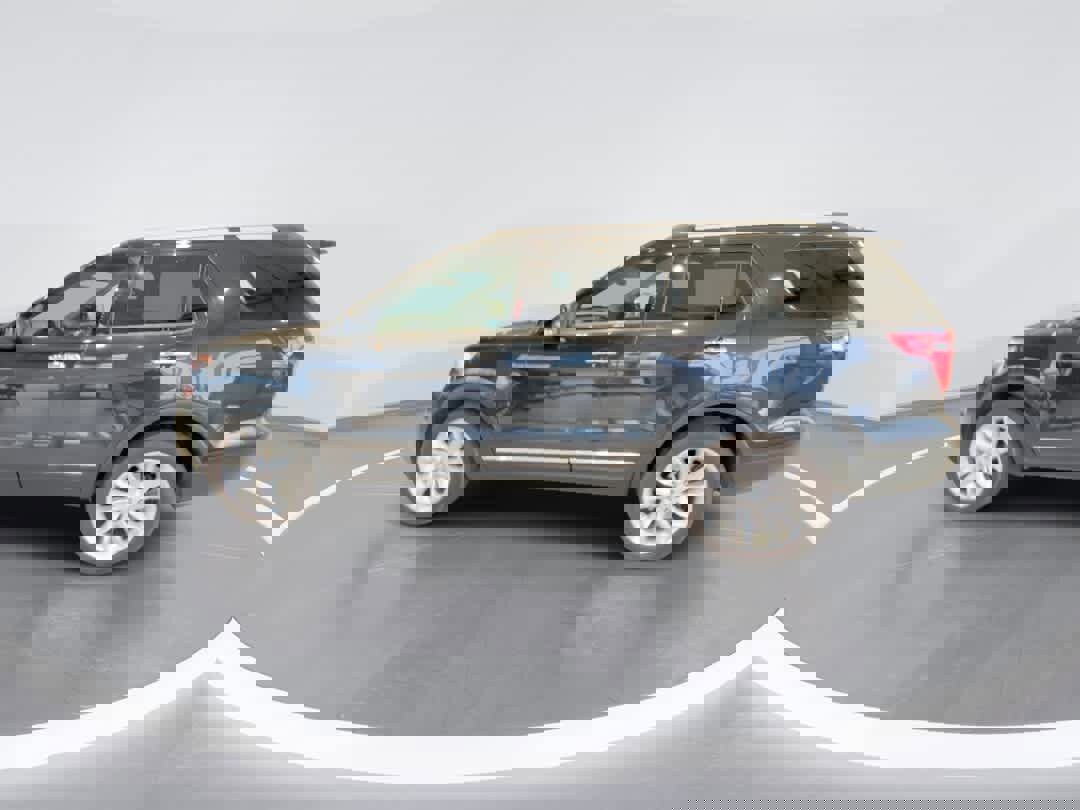 Used 2013 Ford Explorer XLT AWD/4WD image 5