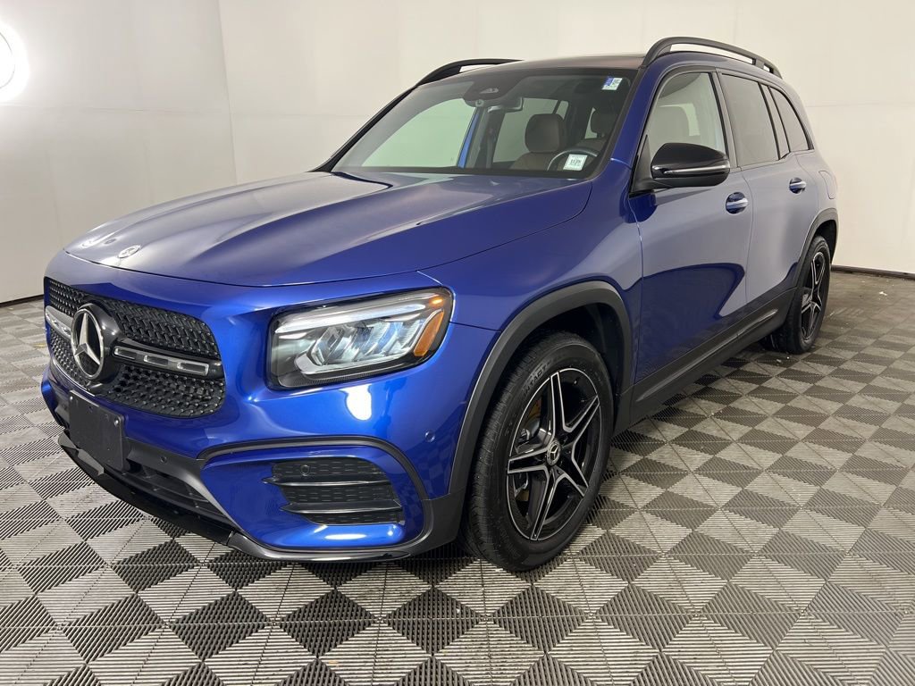 Certified 2025 Mercedes-Benz GLB 250 4MATIC image 22