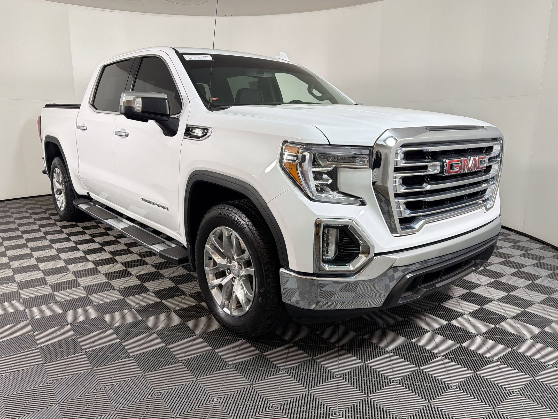 Used 2021 GMC Sierra 1500 SLT w/ SLT Premium Package image 21