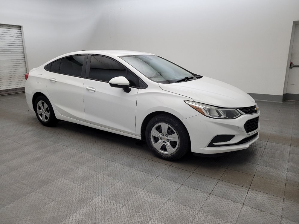 Used 2017 Chevrolet Cruze LS FWD image 11