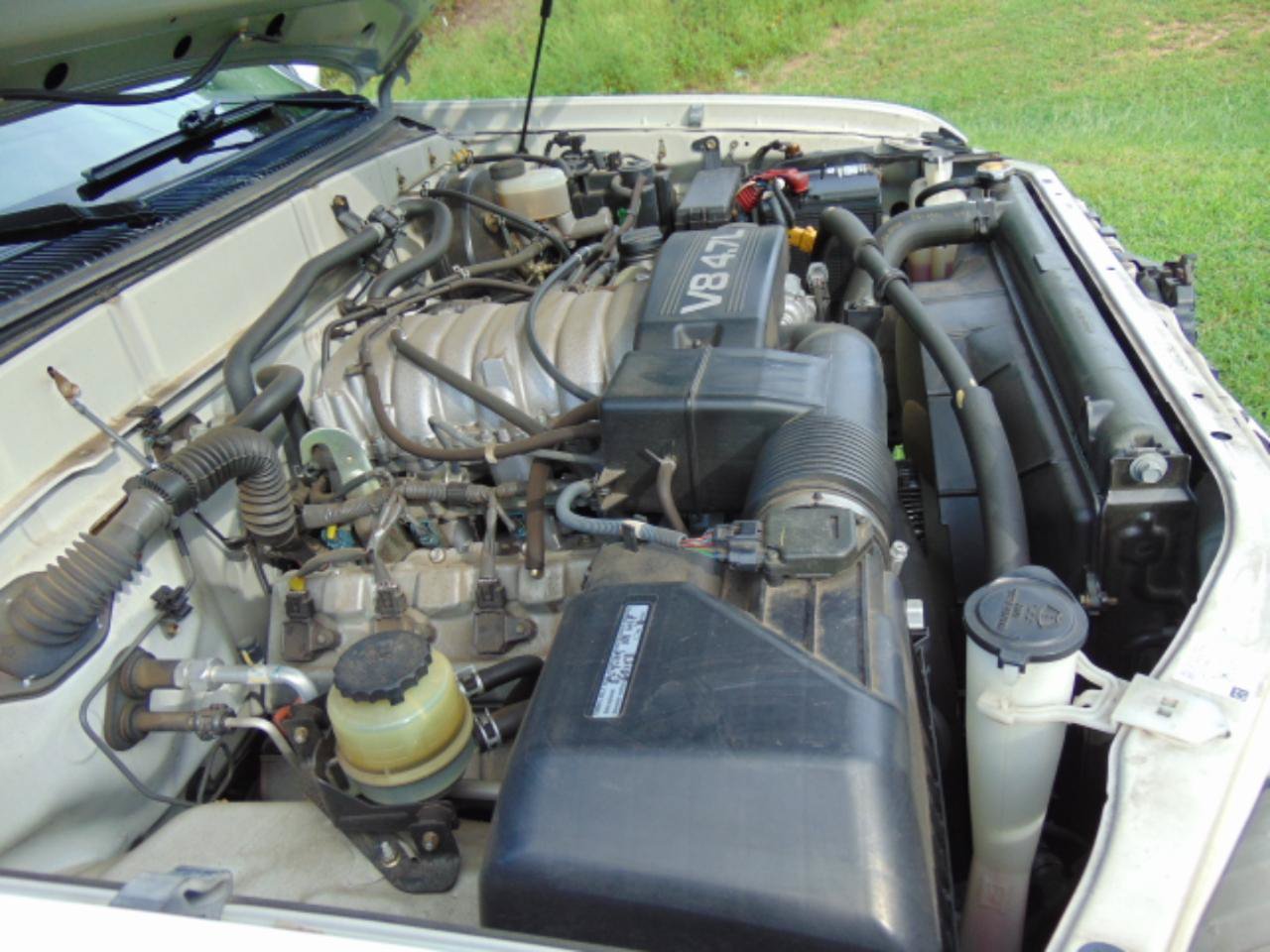 Used 2000 Toyota Tundra Limited w/ Off-Road Pkg AWD/4WD image 16