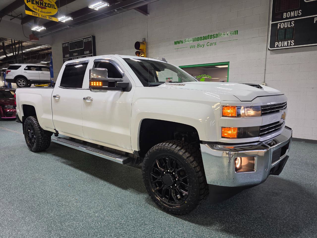 Used 2019 Chevrolet Silverado 2500 LTZ w/ Duramax Plus Package image 4