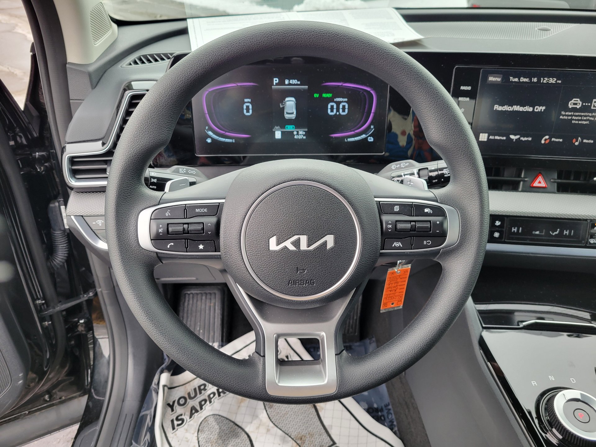 Used 2025 Kia Sportage LX image 21