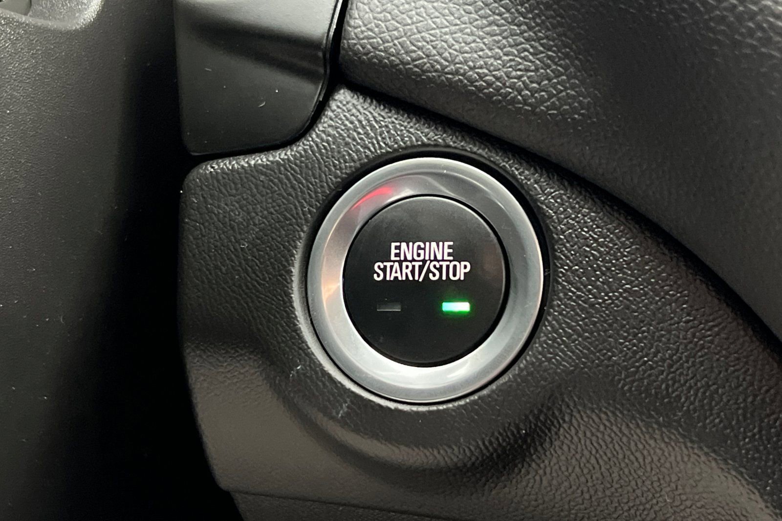 Used 2023 Chevrolet Equinox LT image 23