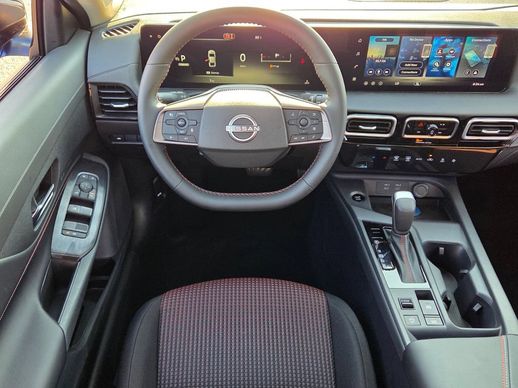 New 2027 Nissan Sentra SR w/ Floor Mat Package FWD image 5
