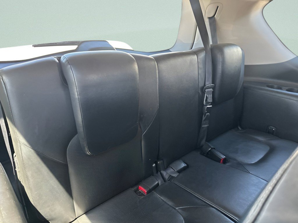 Used 2015 INFINITI QX80 4WD w/ 22" Wheel Package image 16