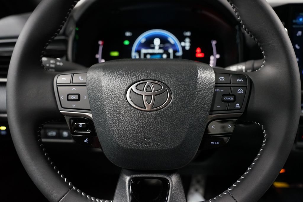 New 2026 Toyota Camry Hybrid image 12