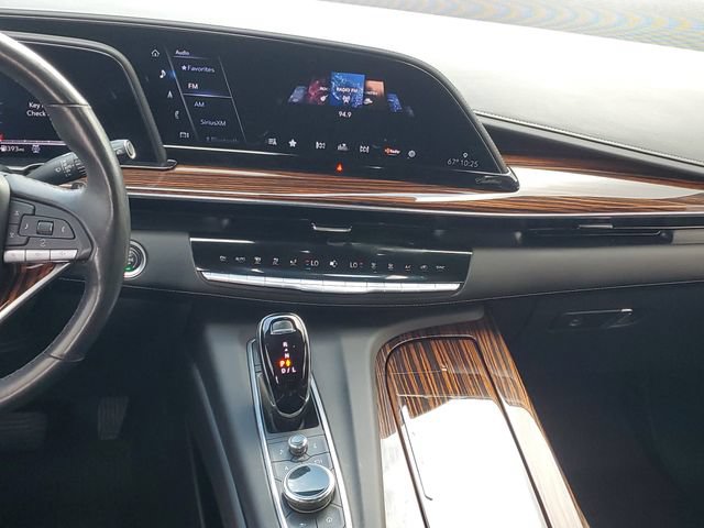 Certified 2021 Cadillac Escalade ESV Luxury AWD/4WD image 13