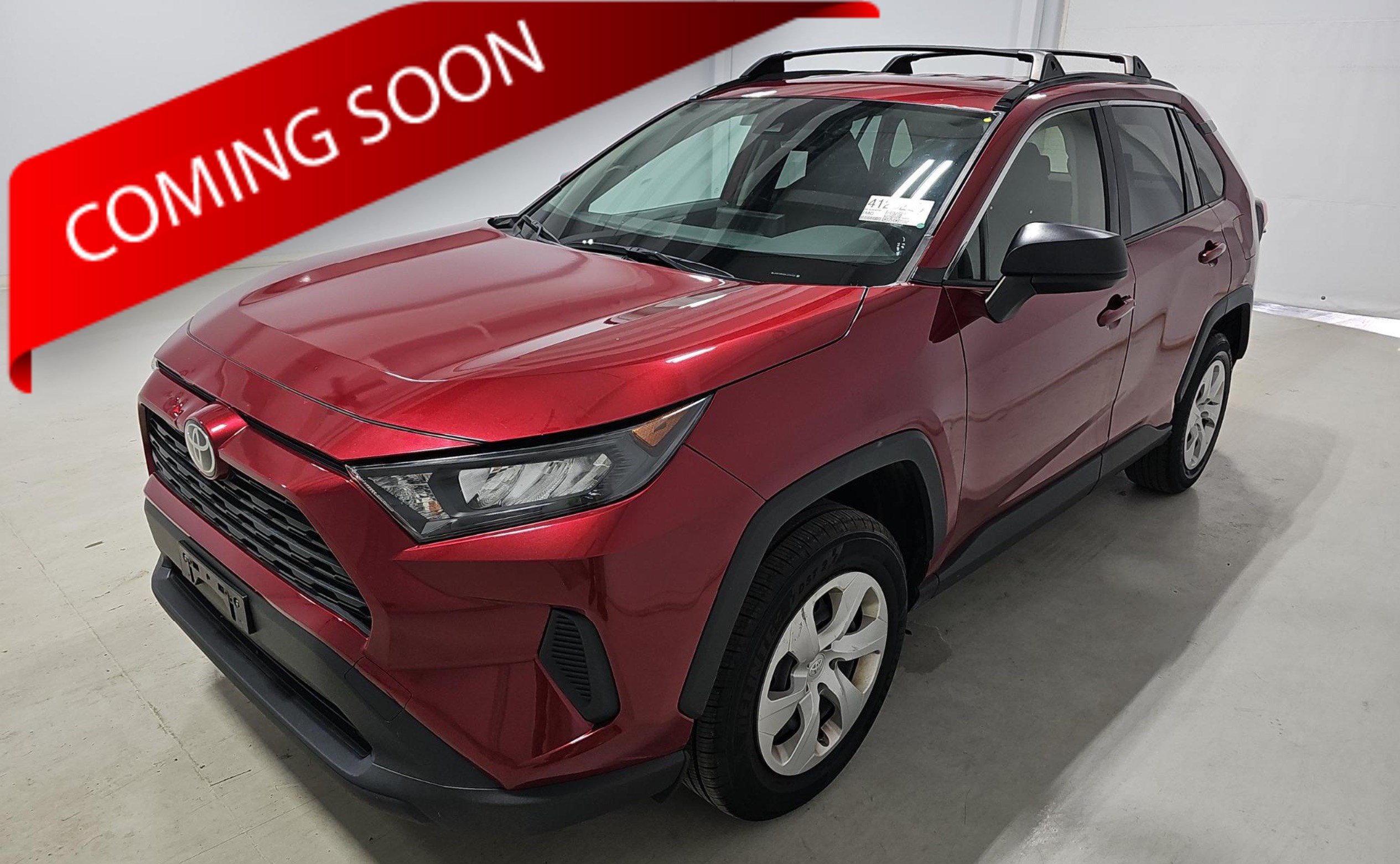 Used 2019 Toyota RAV4 LE AWD/4WD image 1