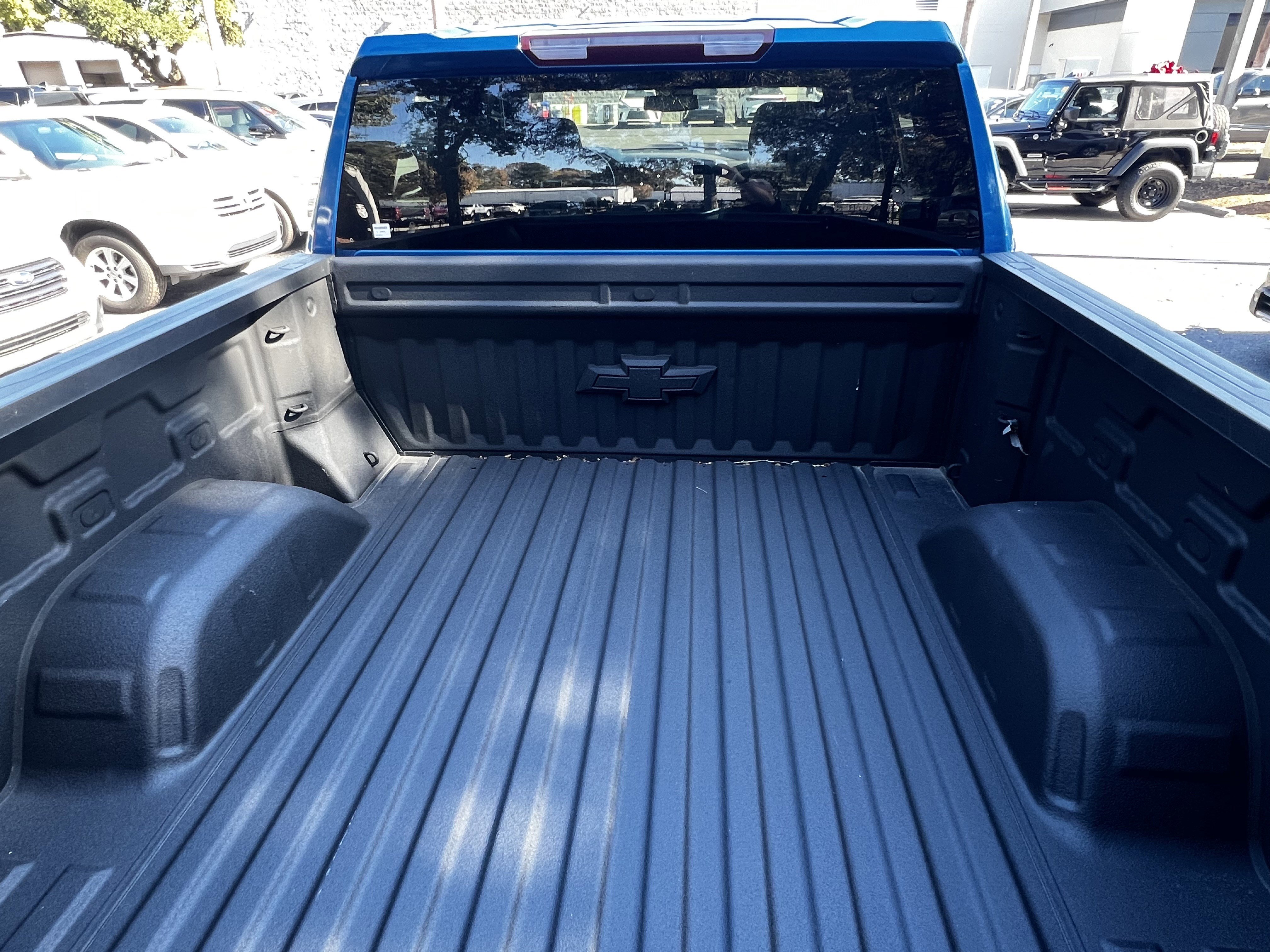 Used 2022 Chevrolet Silverado 1500 LTZ image 49