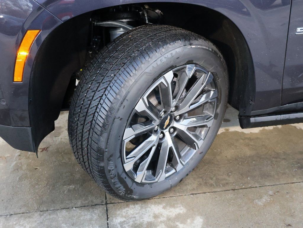 New 2025 Chevrolet Suburban High Country image 49